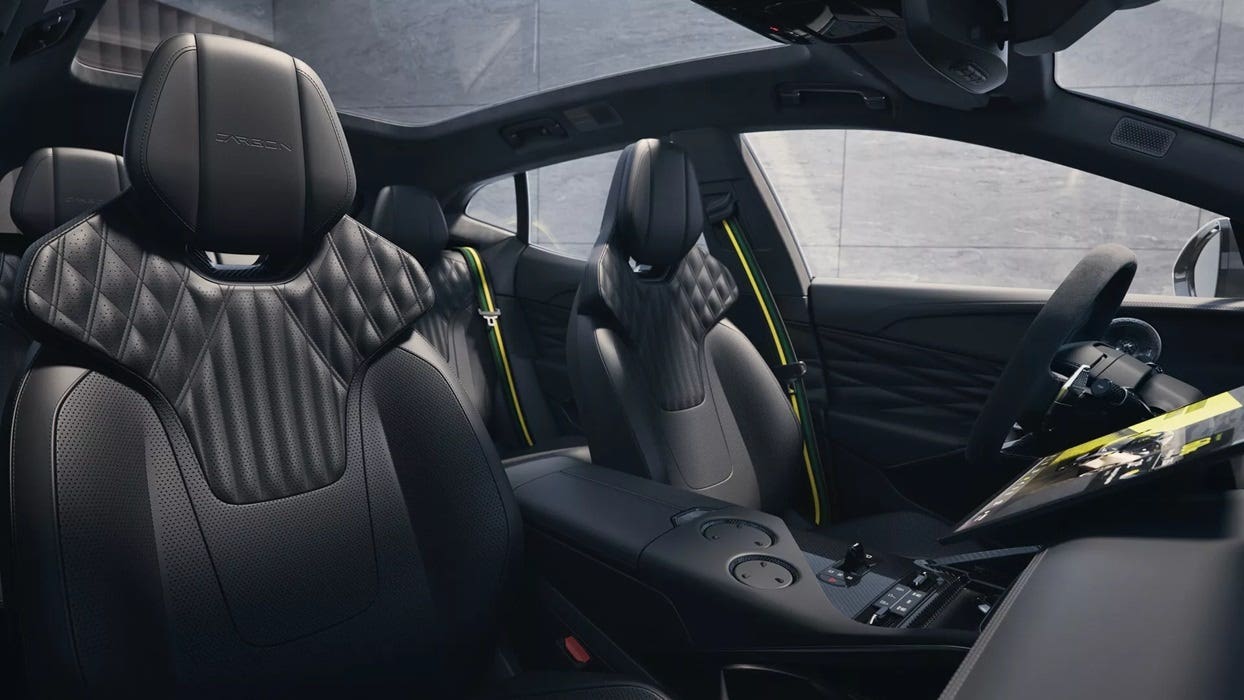 Interno Lotus Eletre