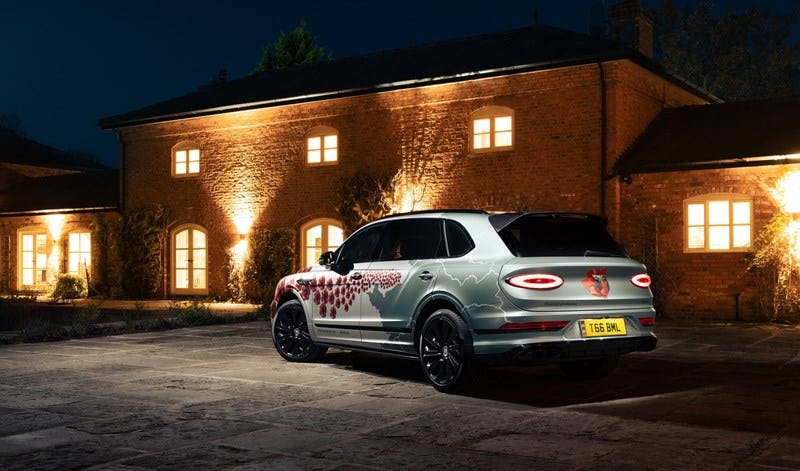 remembrance day bentley bentayga