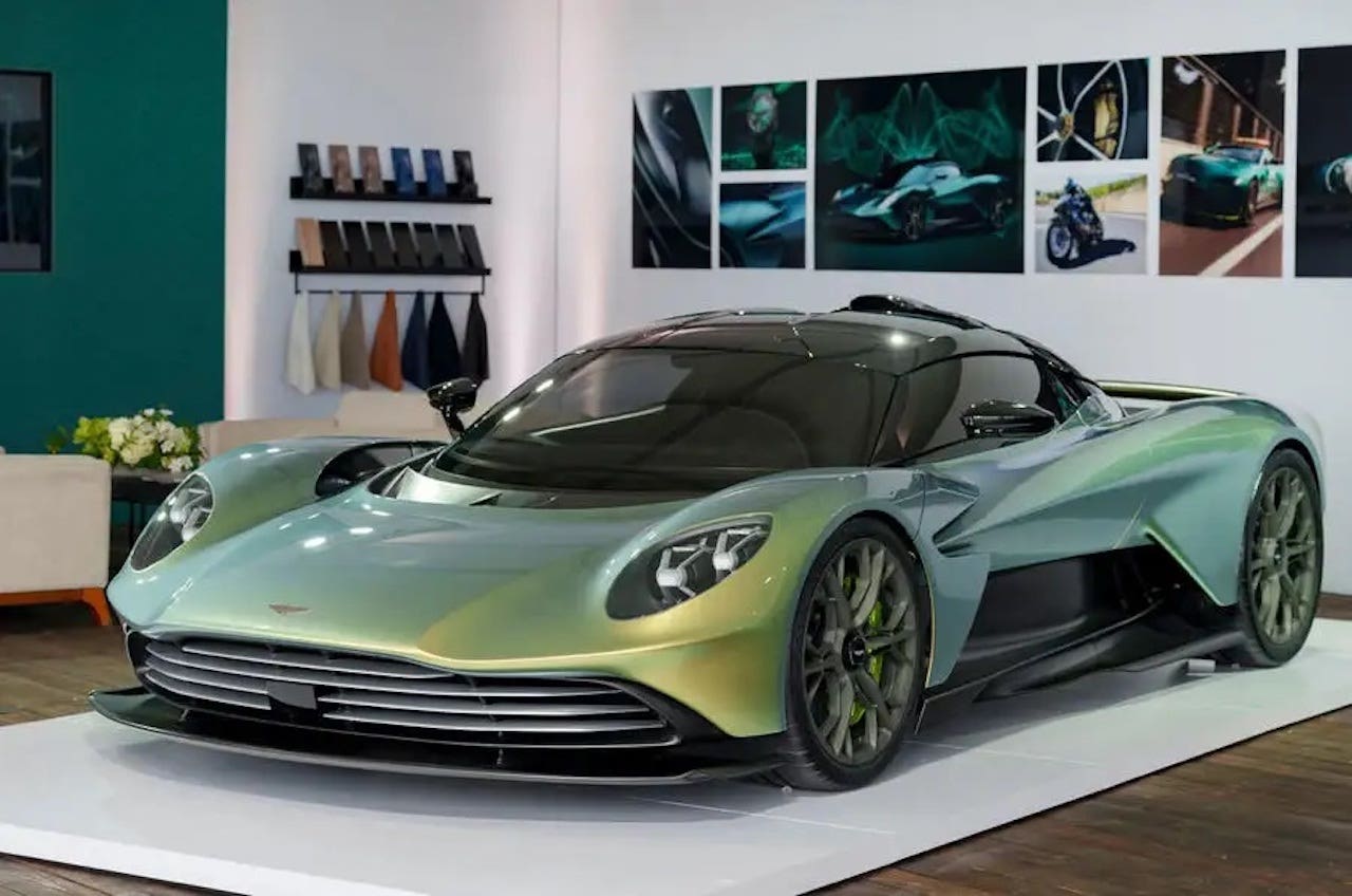 Aston Martin Valhalla
