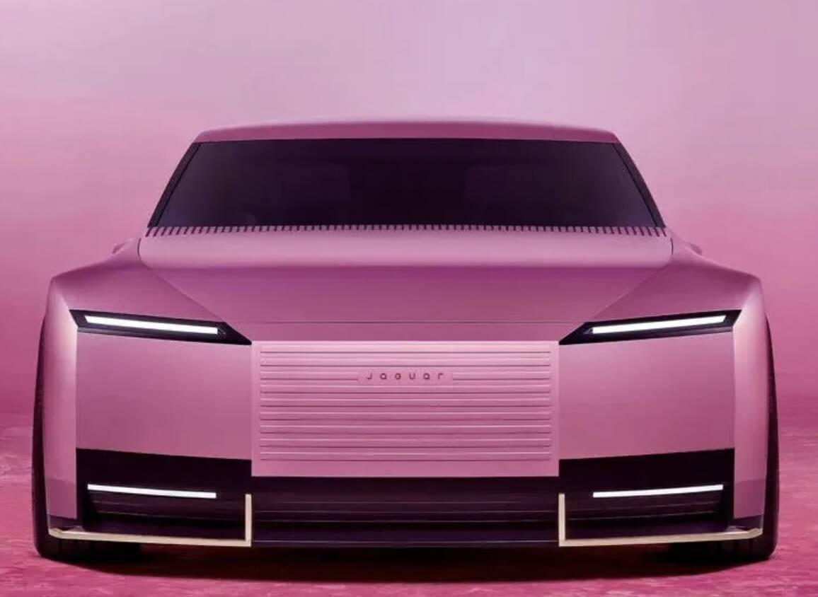 Jaguar elettrica concept rosa shocking davanti