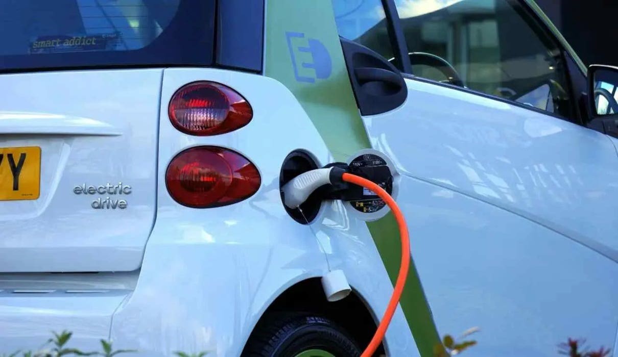 Rifornimento auto elettriche