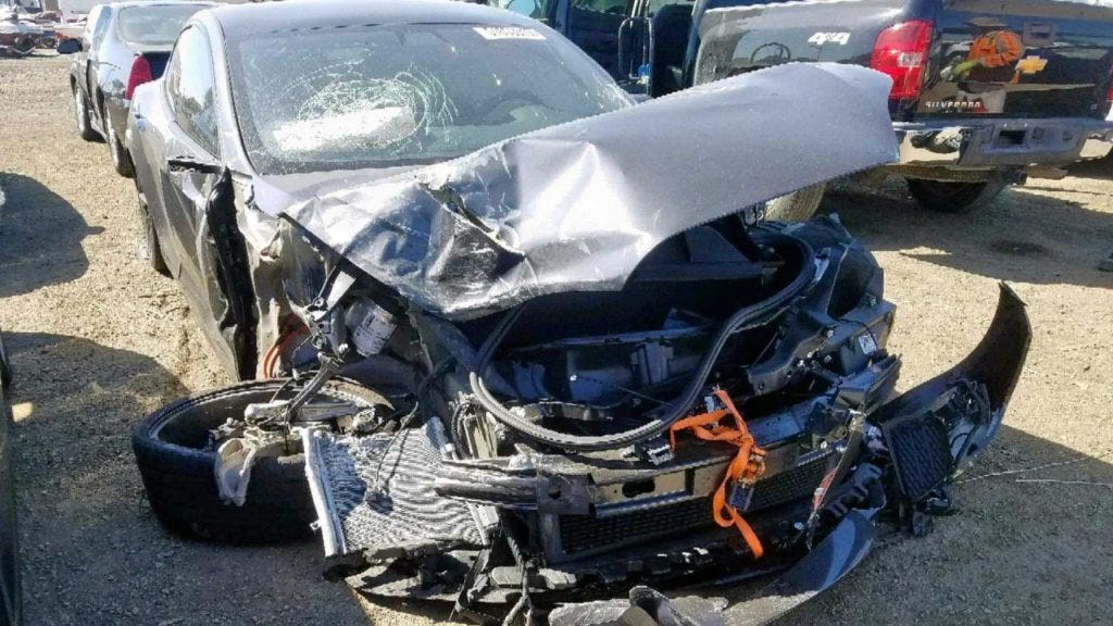 Tesla incidente autopilot