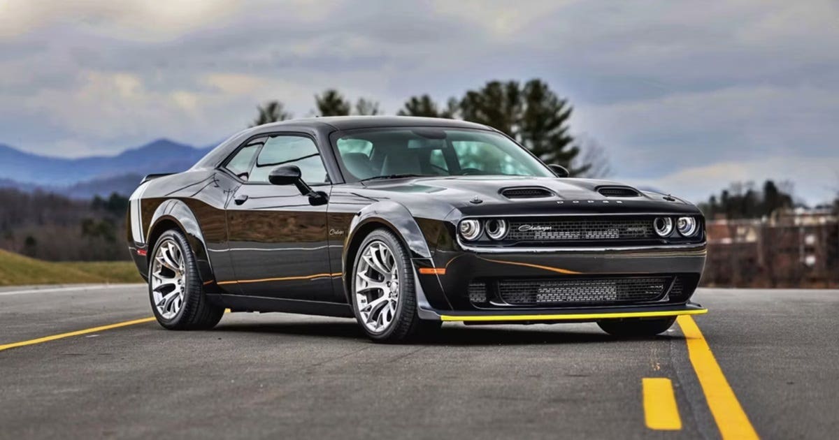 Dodge Challenger Black Ghost