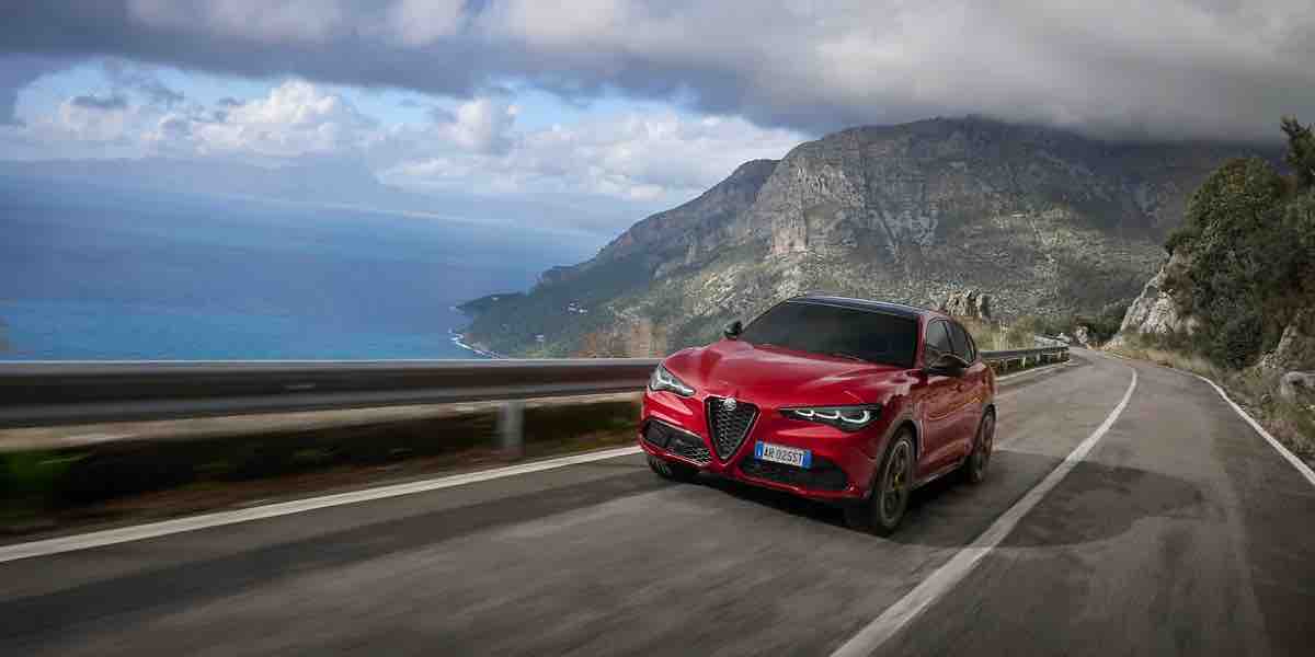 alfa romeo stelvio intensa