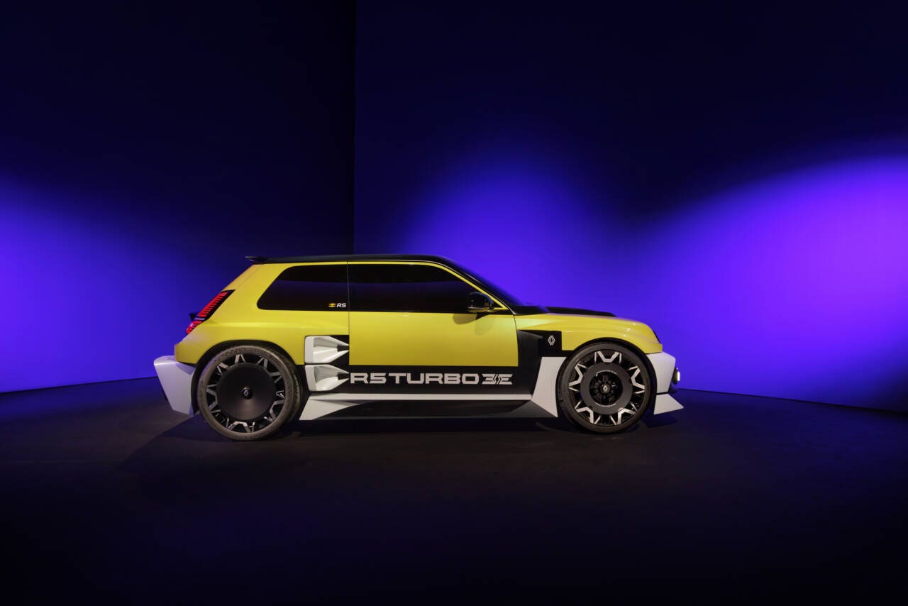 Renault_5_Turbo_3E_30 di lato