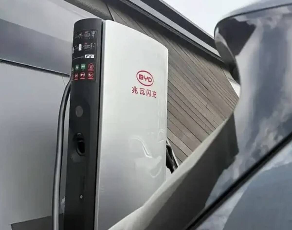 Super e-platform BYD da 1.000 kW per la ricarica elettrica velocissima