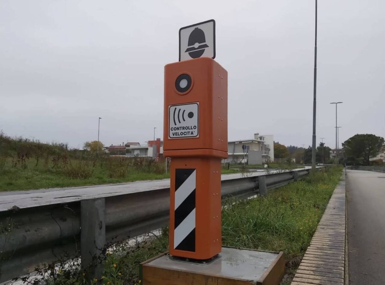 Arriva la sanatoria per decreto che rende regolari d’ufficio gli autovelox non omologati.