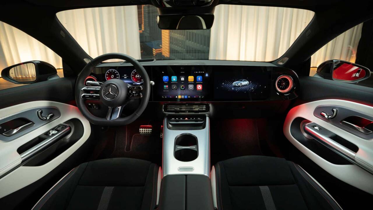 mercedes-cla-2025 dentro