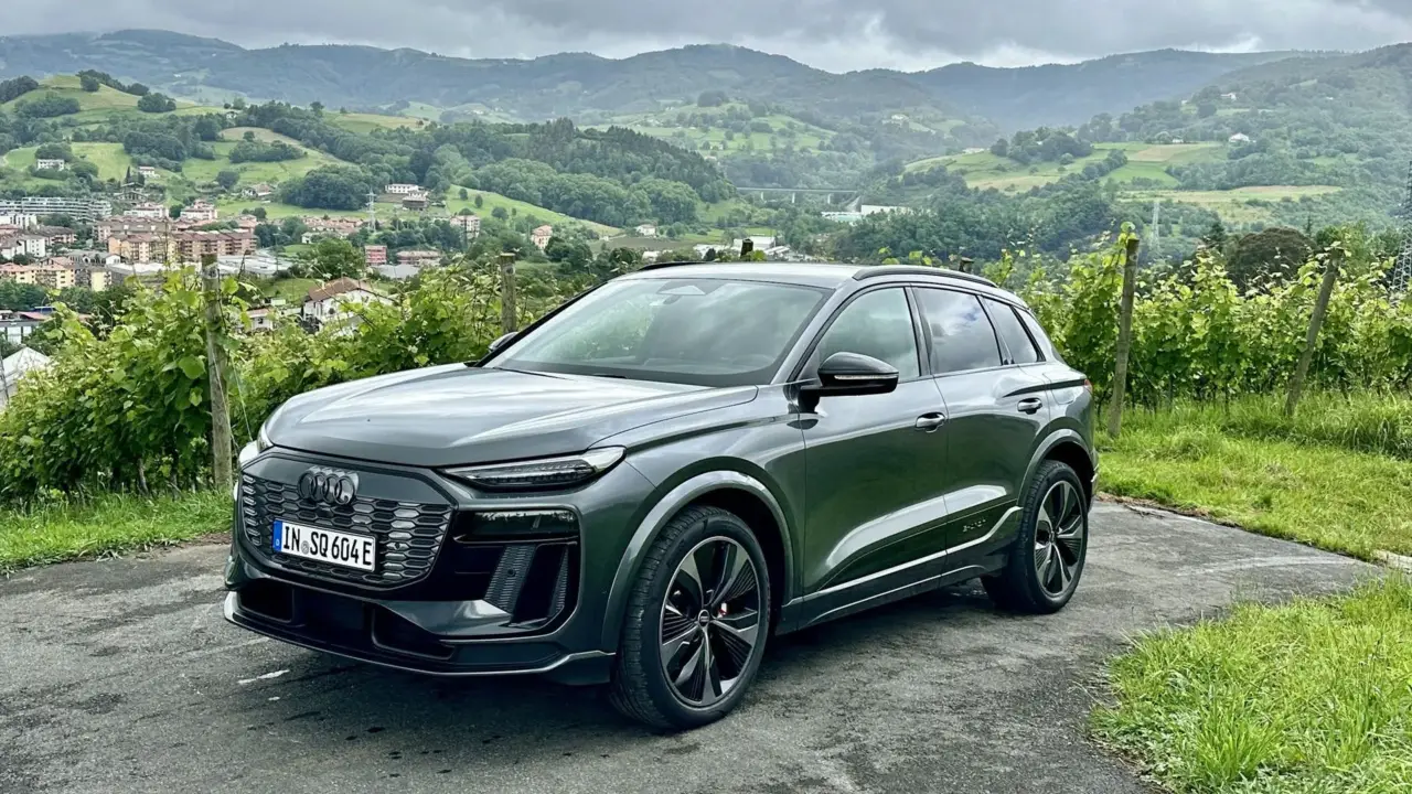 Audi SQ6 e-tron