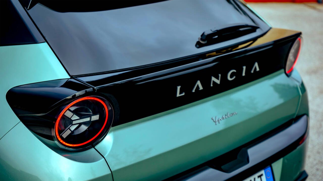 lancia Ypsilon 2025 