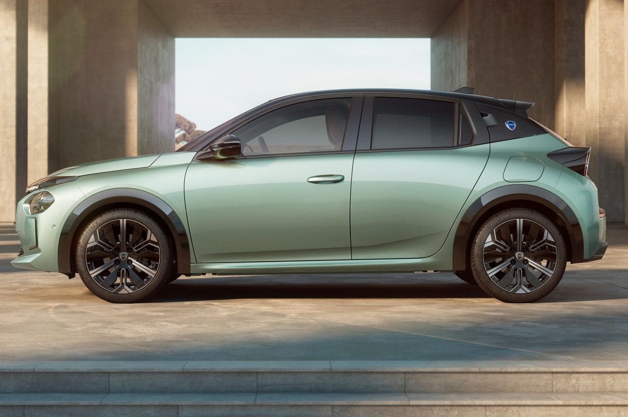 lancia Ypsilon 2025