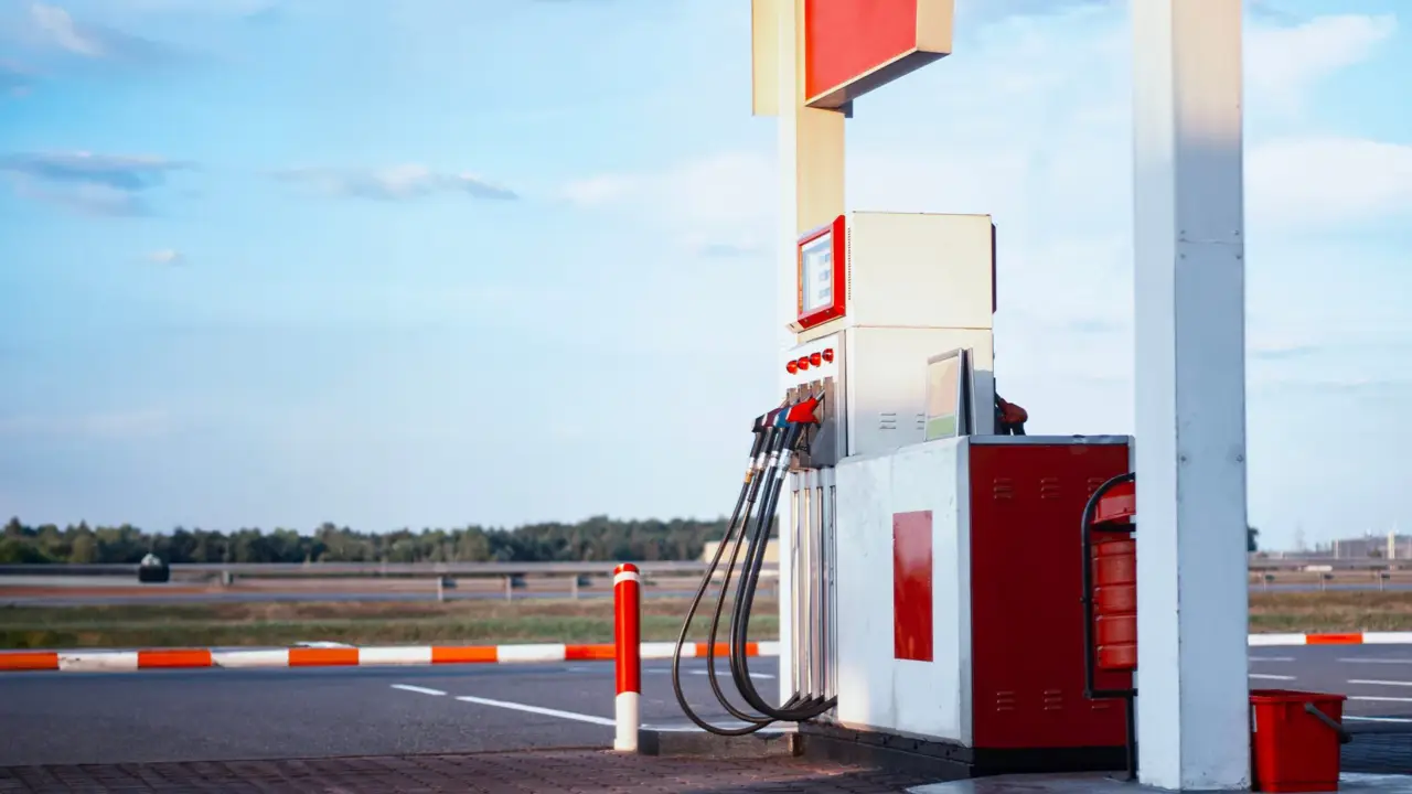 pompa di benzina