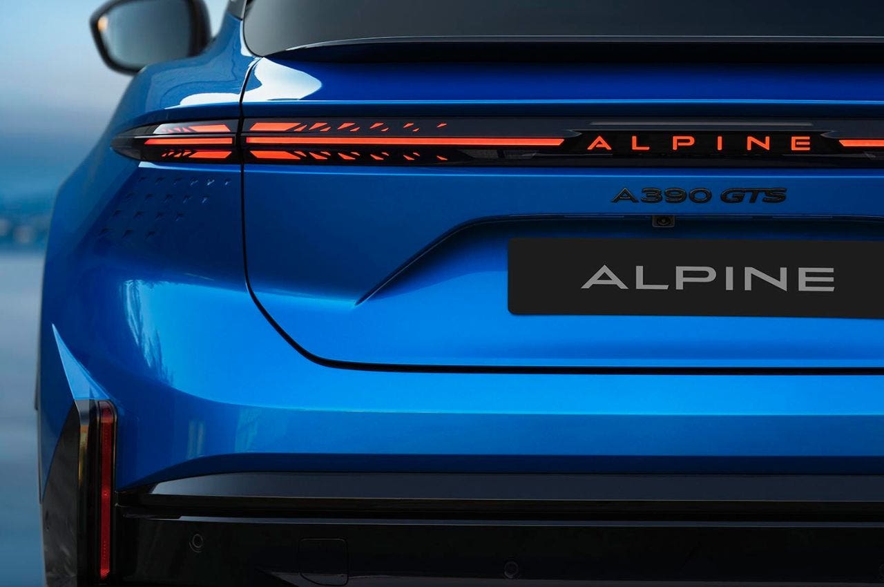 Alpine A390