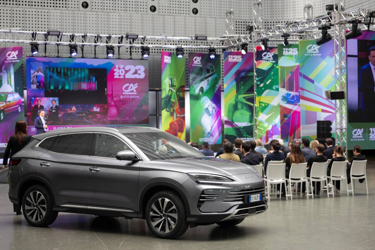 Seal U DM-i, SUV plug-in hybrid 