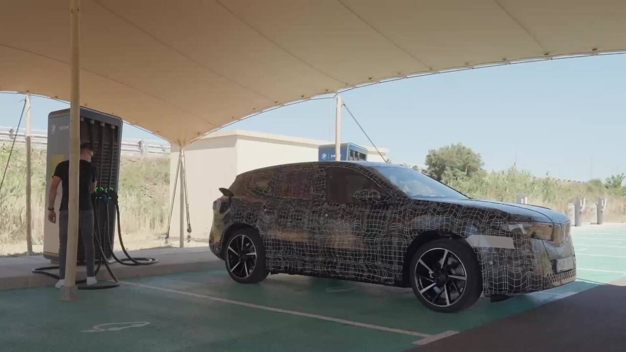 BMW iX3