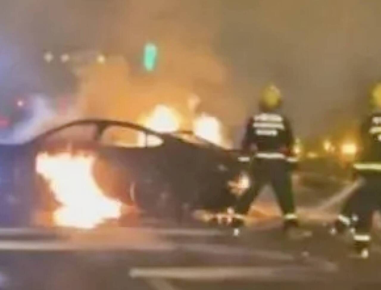 Xiaomi SU7 Ultra in fiamme