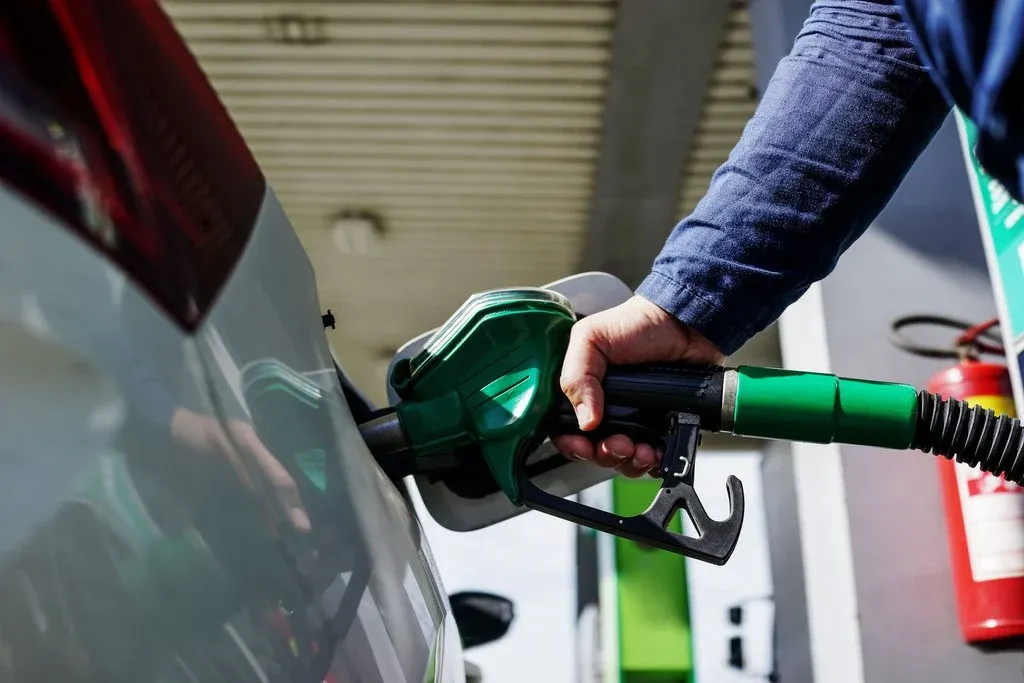 consumi carburante