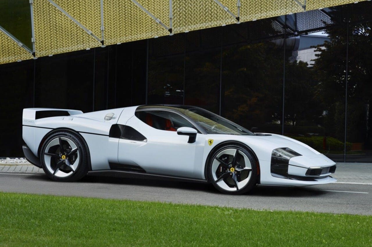 Ferrari SC40