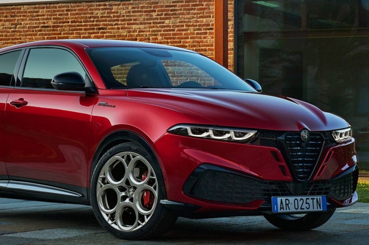 alfa romeo tonale suv coupè render