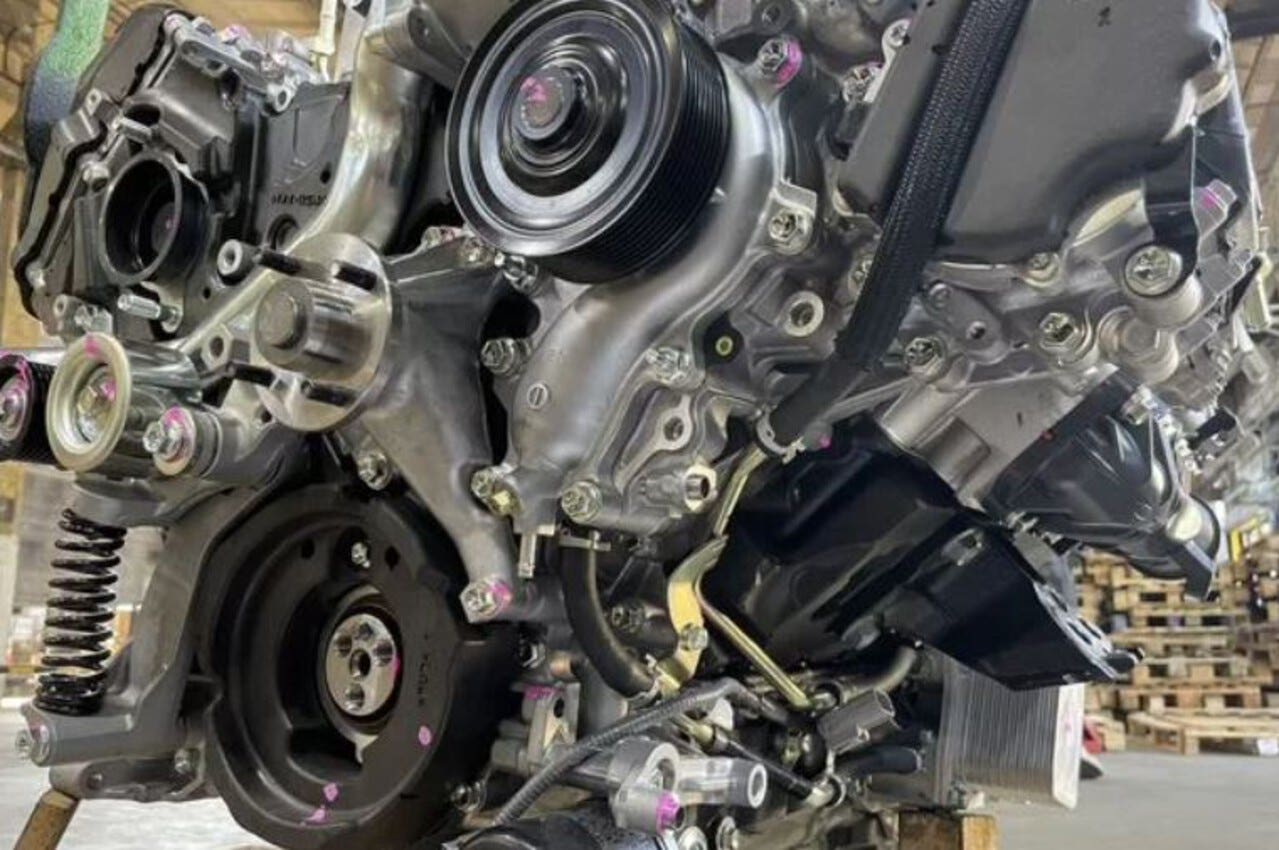 Toyota land cruiser 300 motore v6