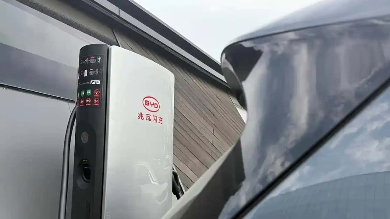 stazione ricarica BYD