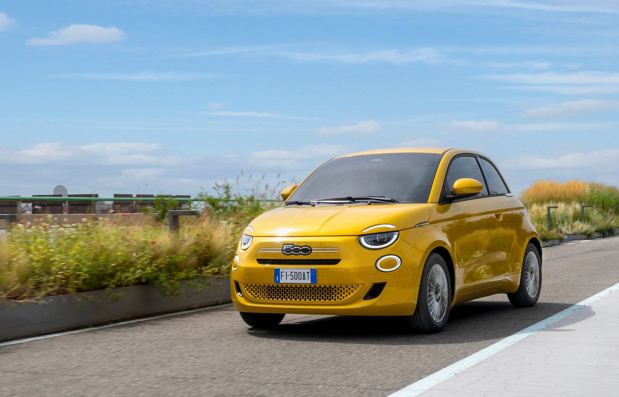 Fiat 500 Hybrid 19.900 euro prezzo giusto 2