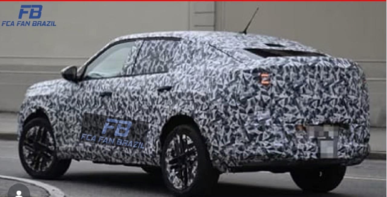 Fiat Fastback spy 2025