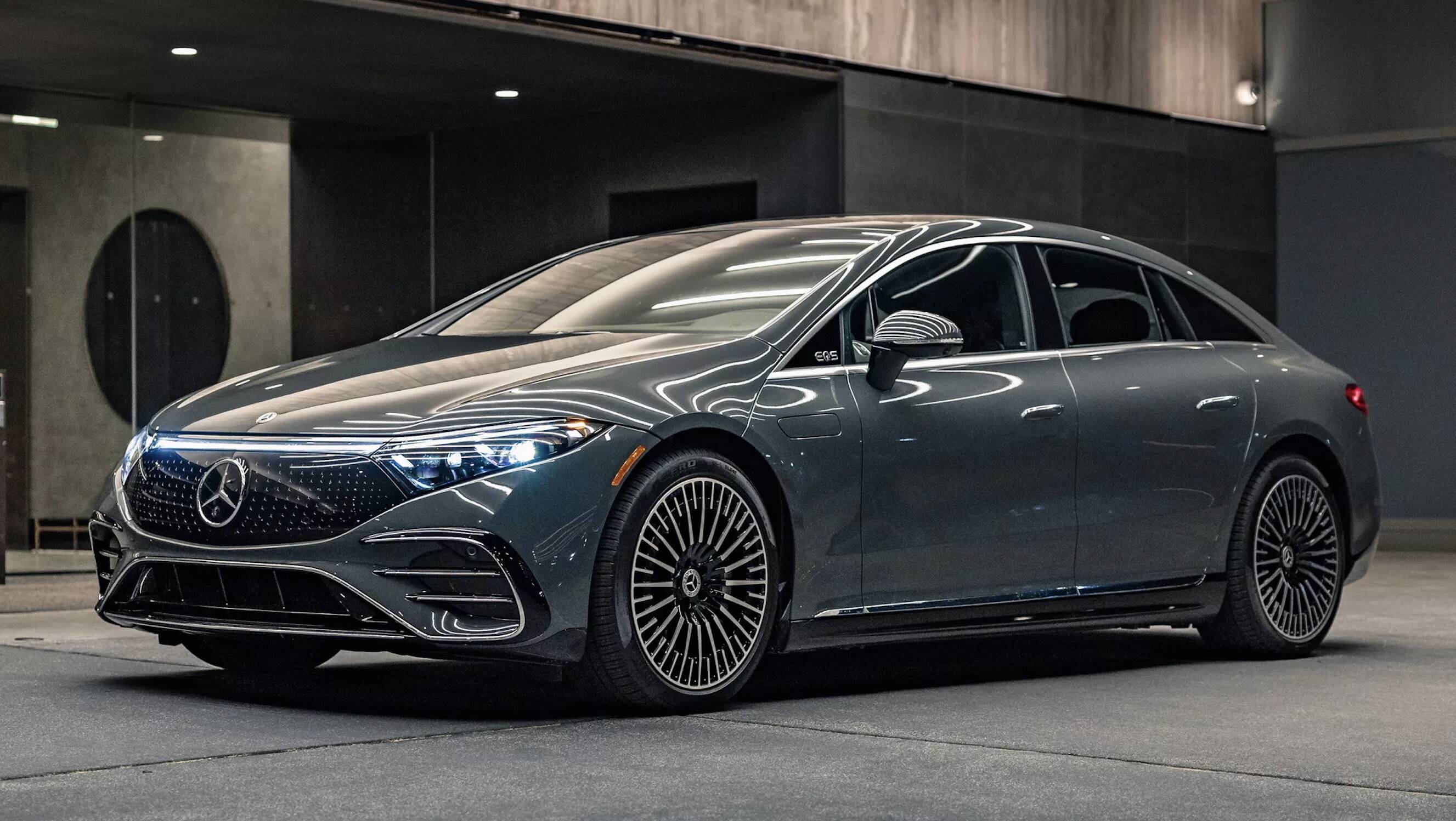 mercedes eqs
