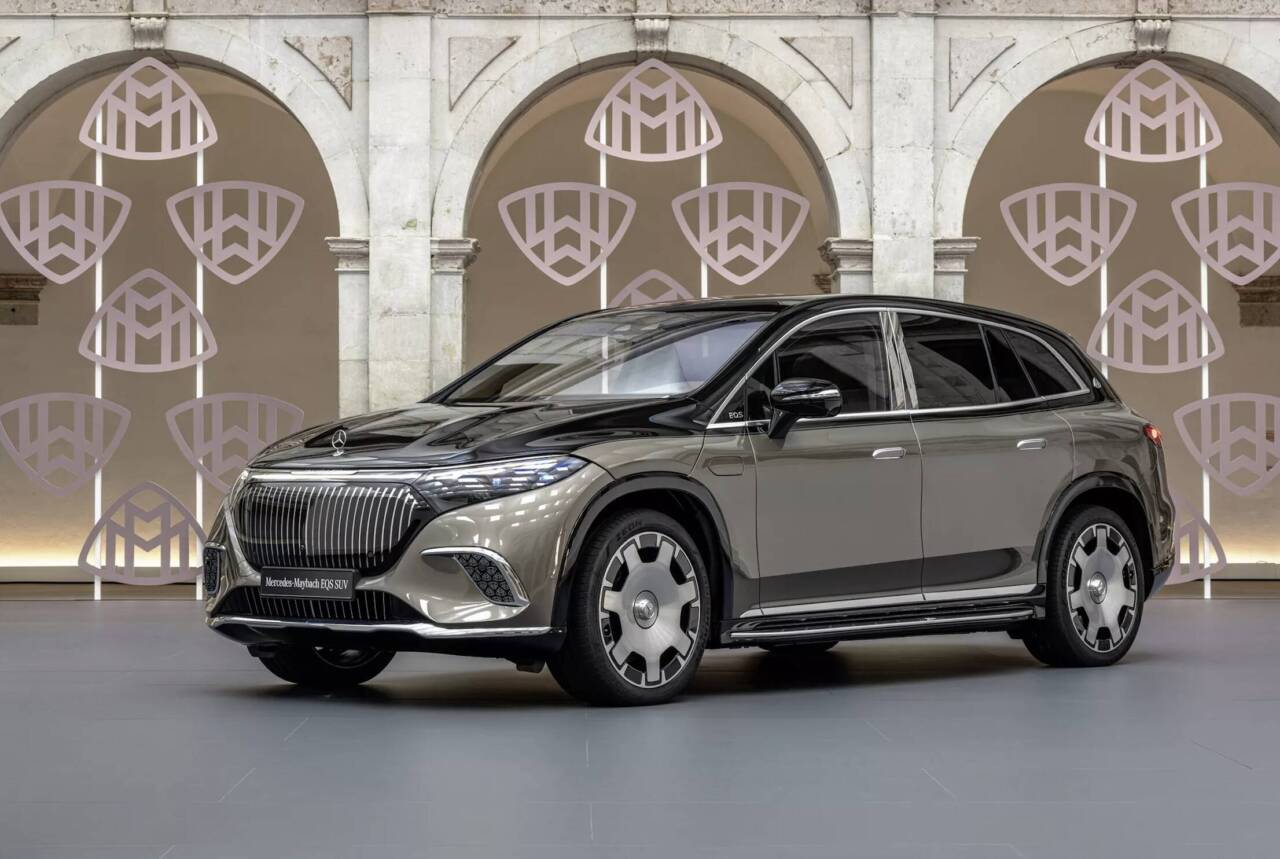 mercedes maybach lux EQS