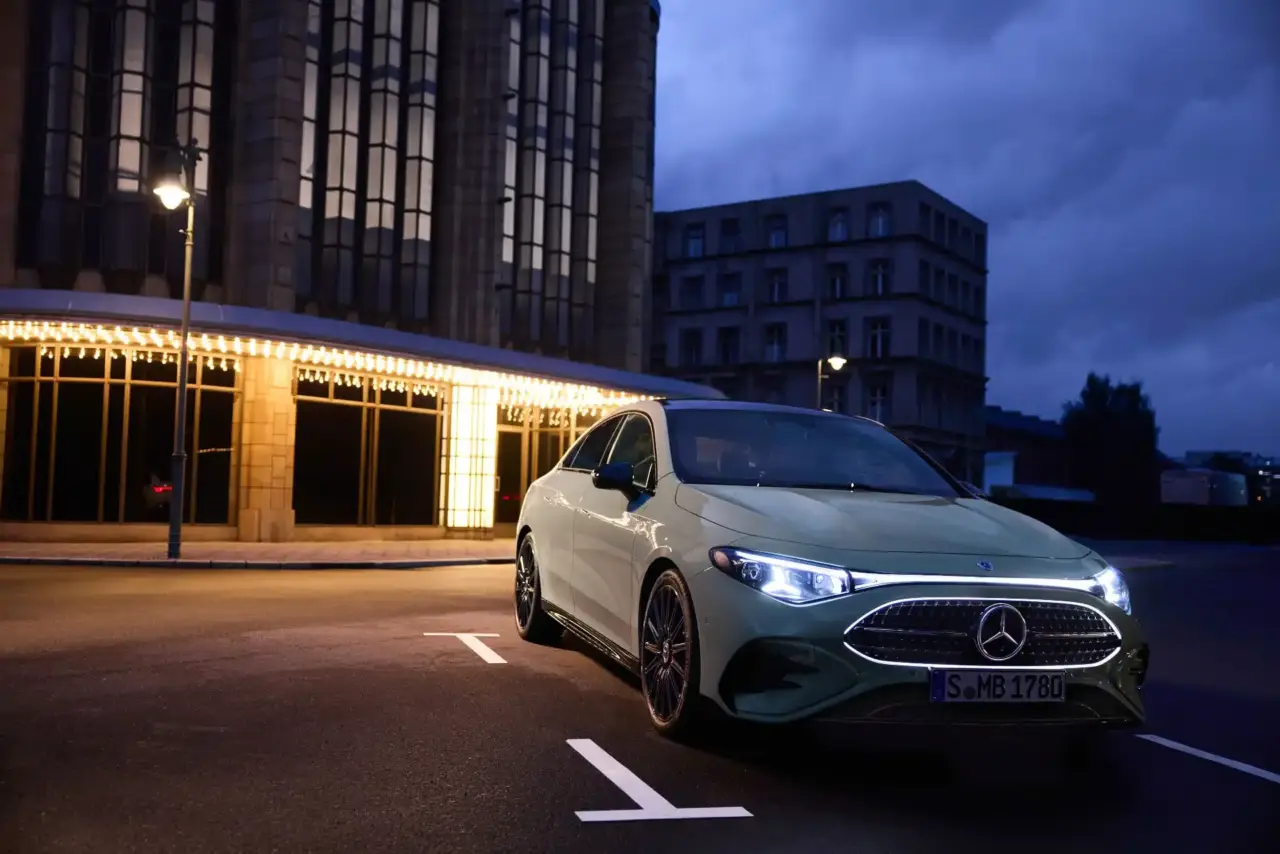 mercedes CLA ibrida