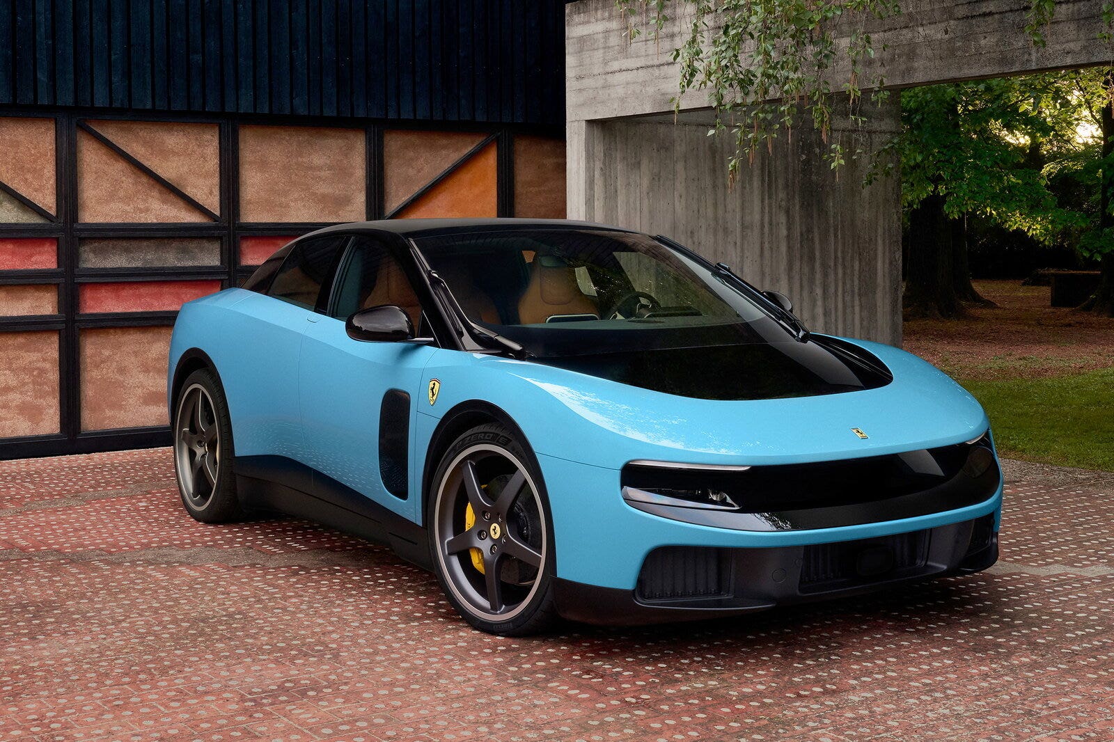 ferrari luce