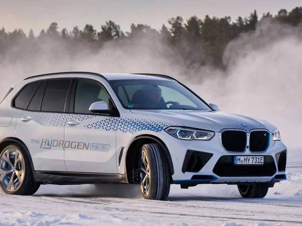 BMW ix5 idrogeno