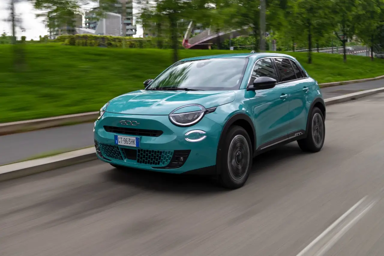 fiat 600 ibrida