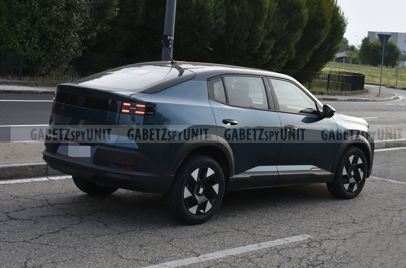 Fiat Grizzly Fastback Hybrid