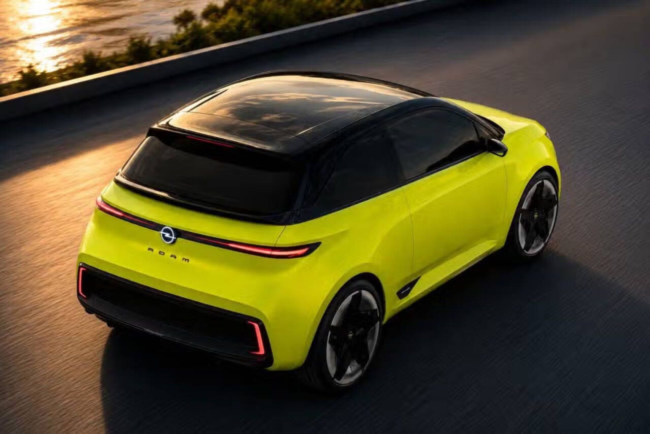 opel adam render