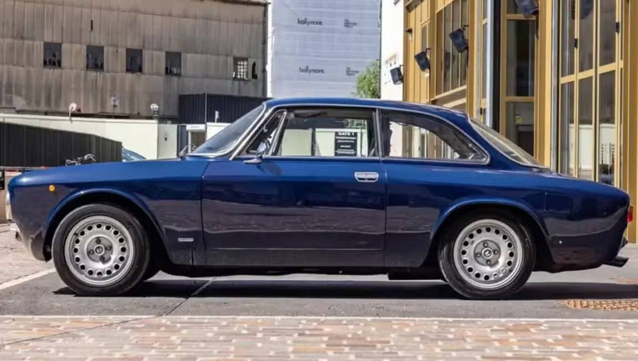 Alfa Romeo Giulia GT 1300 Junior