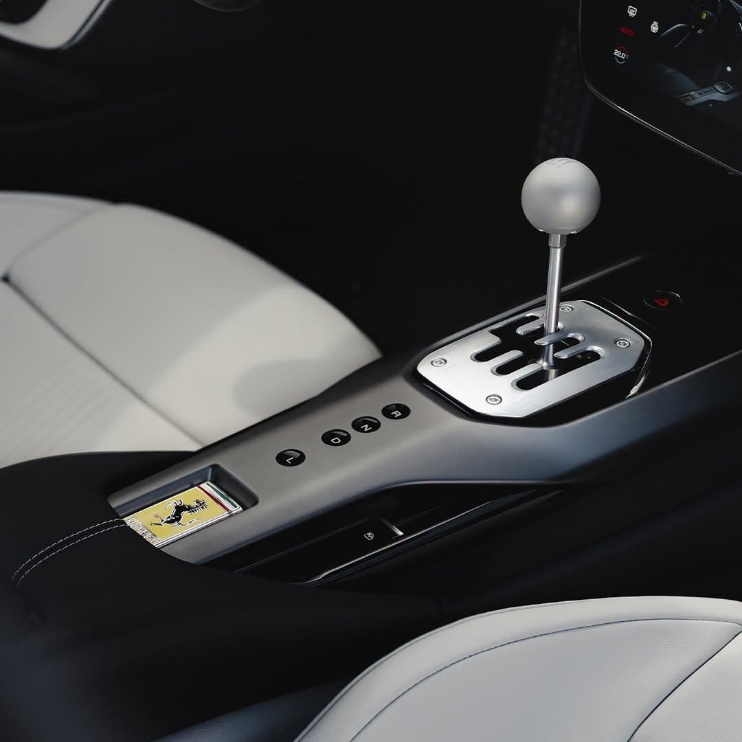 Ferrari 12Cilindri Manuale