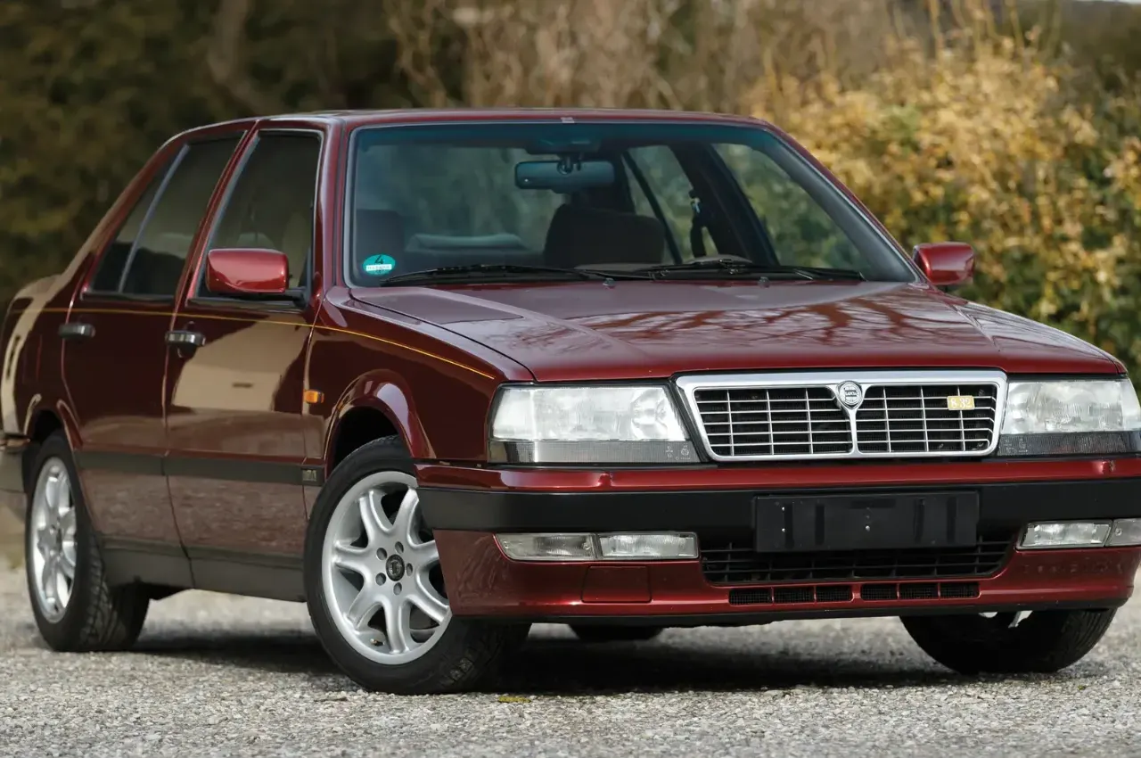 Lancia Thema 8.32