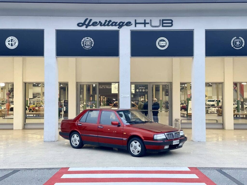 Lancia Thema 8.32