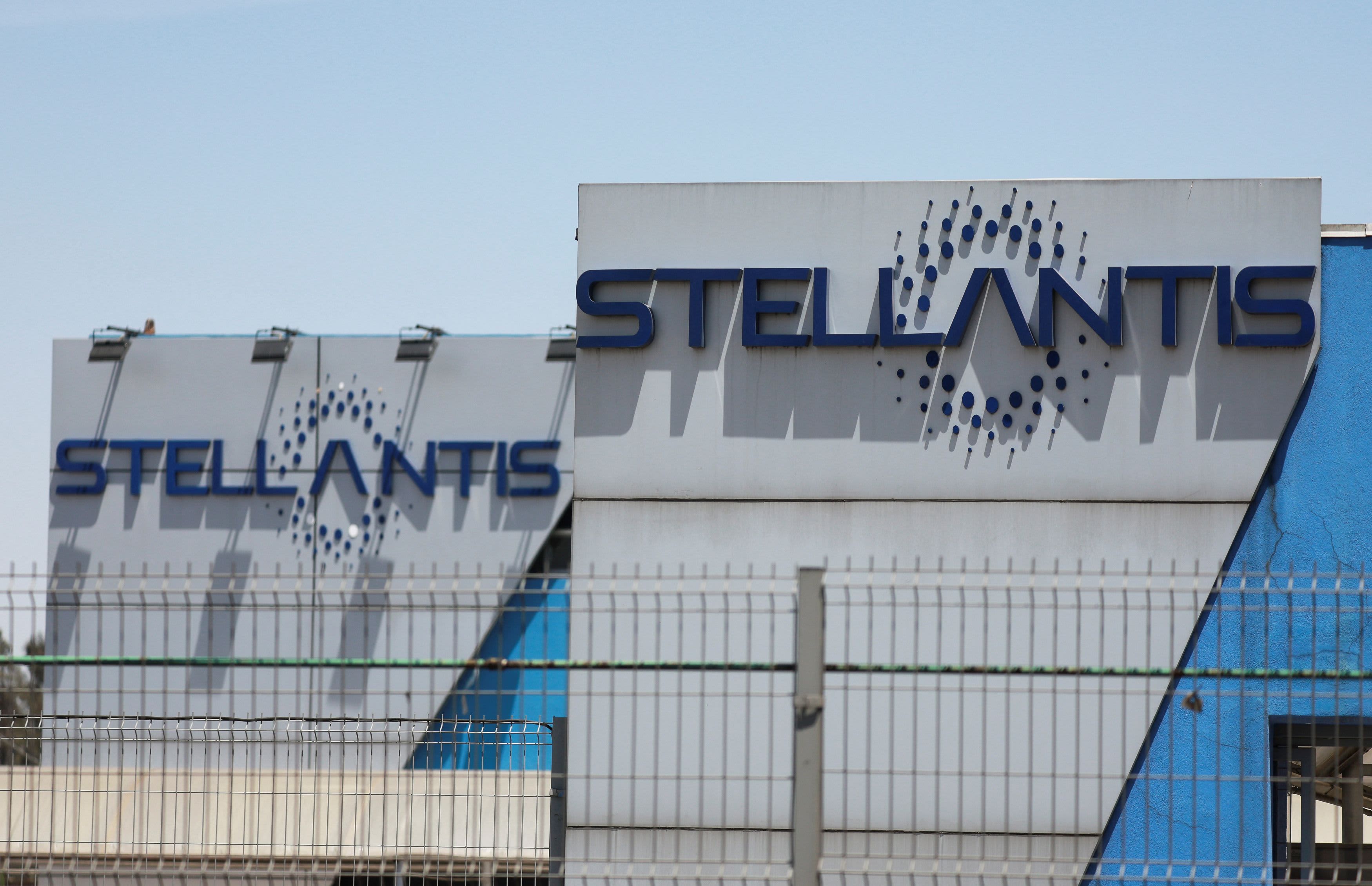 fabbrica in messico, Stellantis