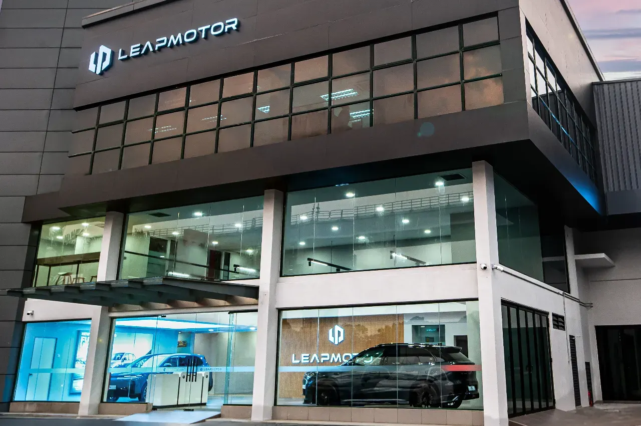 leapmotor showroom