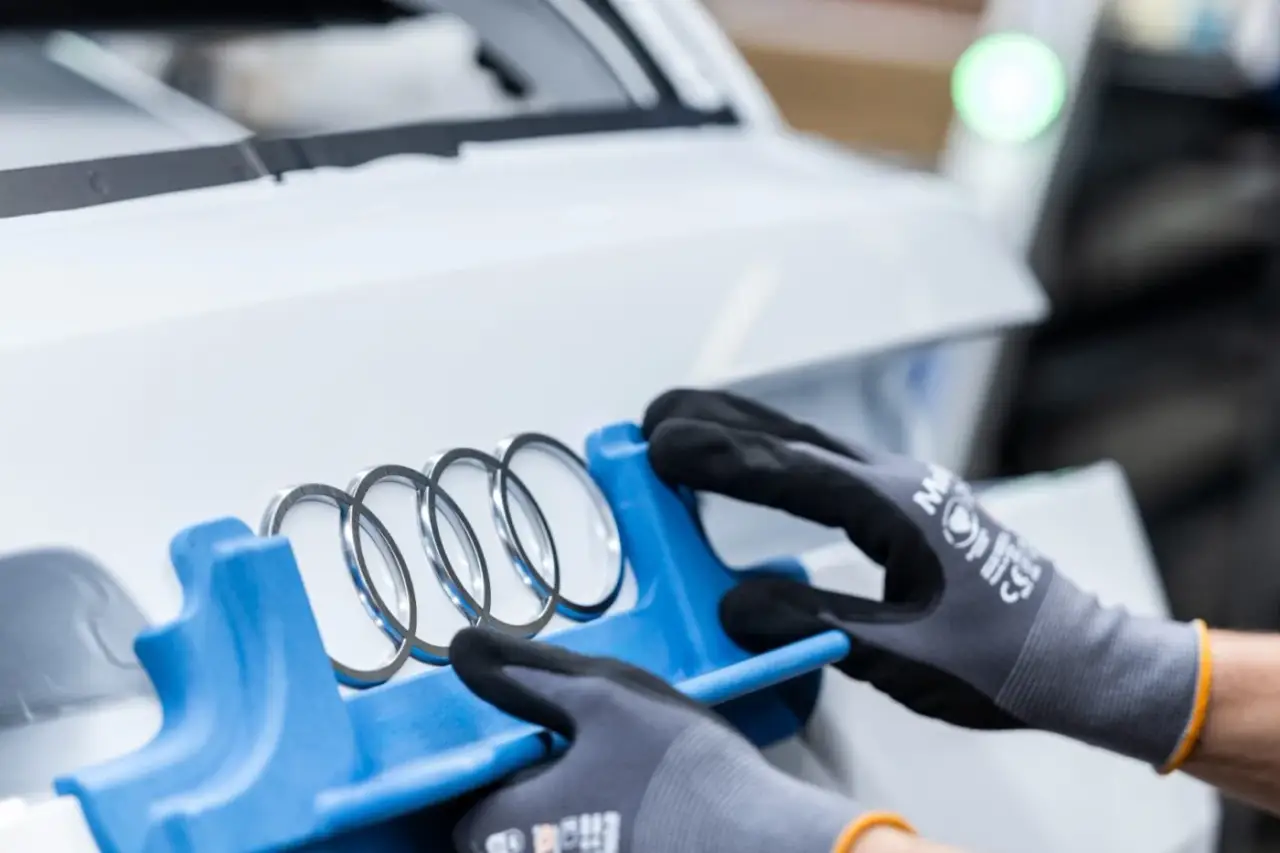 Audi badge