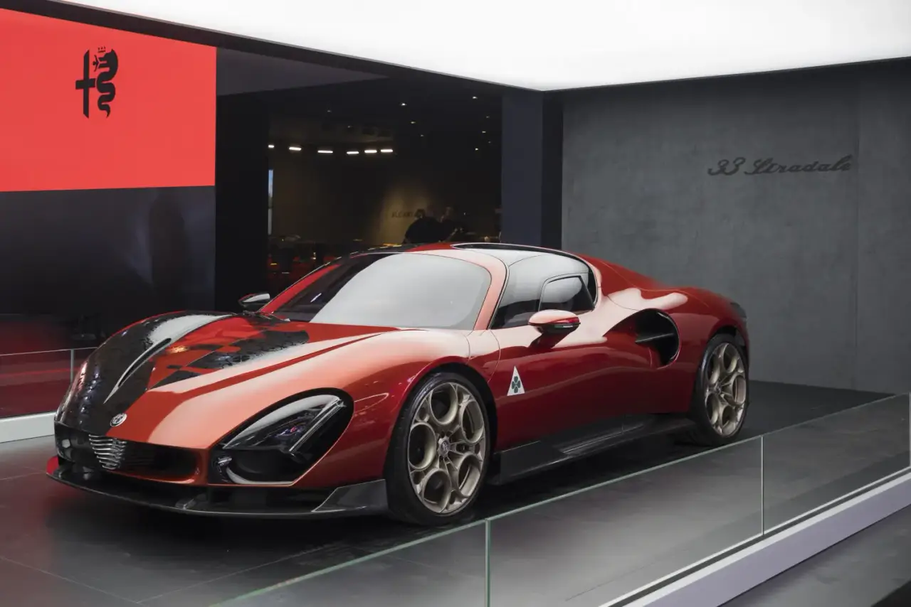 Alfa Romeo 33 Stradale 